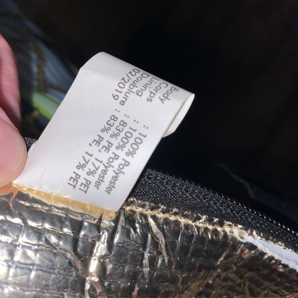 Victoria’s Secret nautical roll up beach cooler tote &picnic blanket 2pc. - Picture 12 of 13